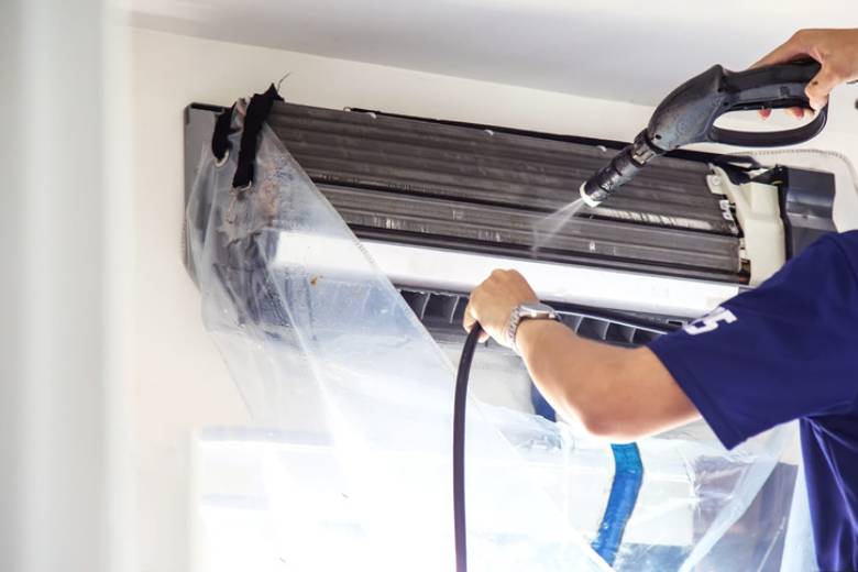điều hòa không lạnh sâu do quá bẩn
